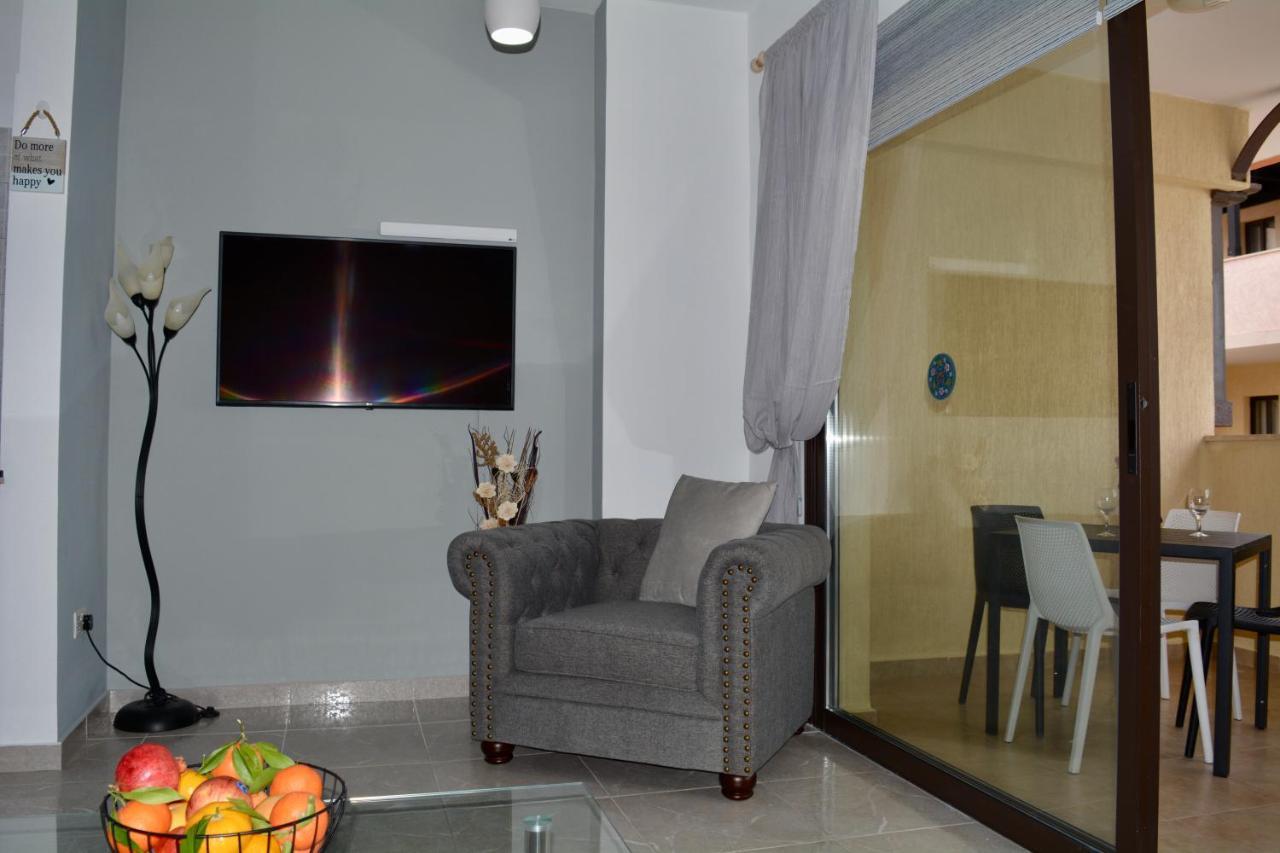 Queens Gardens - Kato Paphos - Next To Kings Ave Mall --- By Yiota Εξωτερικό φωτογραφία